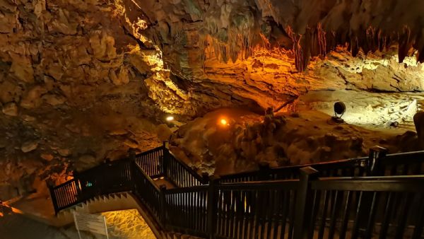 Alanya by Bus, Damlatas Cave and  Boat Trip from Side