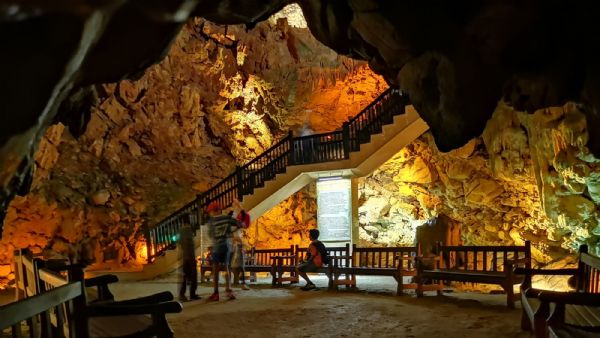 Alanya by Bus, Damlatas Cave and  Boat Trip from Side