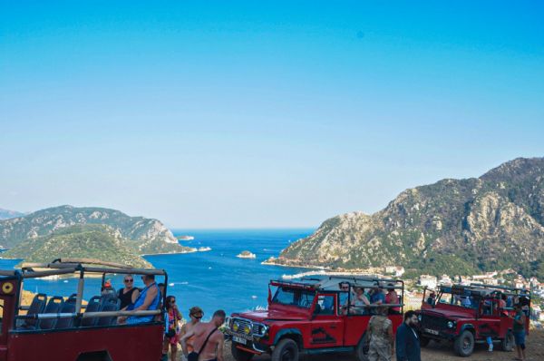 Sunset Pleasure and Swim with Barbeque Dinner (4x4 Jeep)From Marmaris